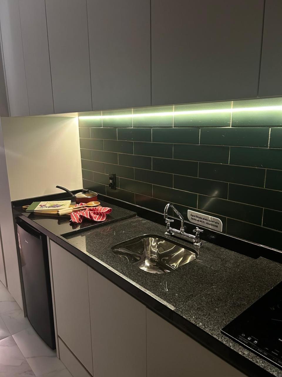 Studio Ao Lado Da Berrini, Metro Brooklin E Consulado Americano San Paolo Esterno foto