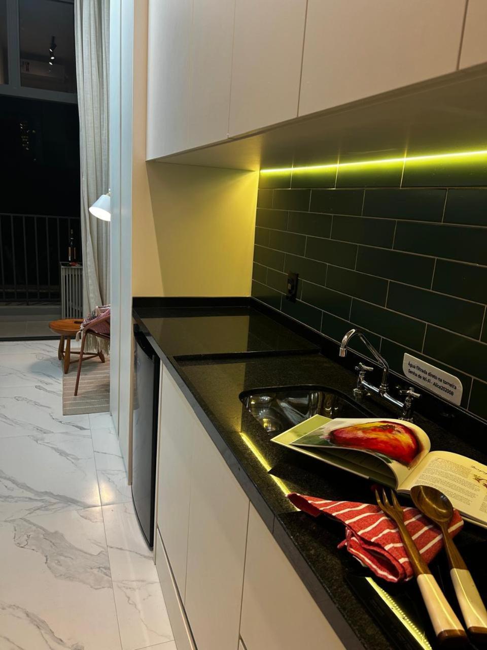 Studio Ao Lado Da Berrini, Metro Brooklin E Consulado Americano San Paolo Esterno foto